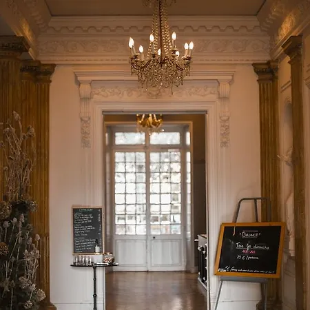 Le Champlain Hotel 4*