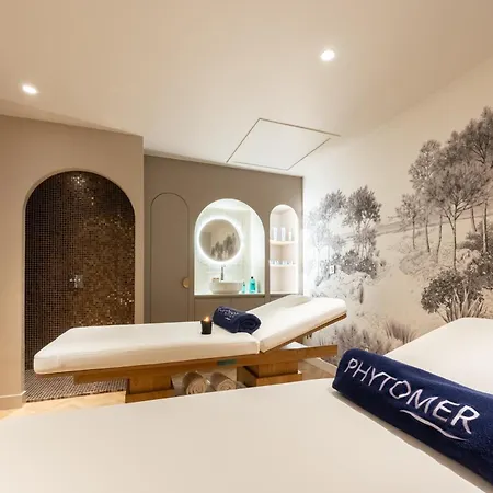 Hotel Le Champlain 4*