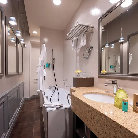 Le Champlain 4* La Rochelle (Charente-Maritime)