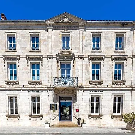Le Champlain Hotel 4*